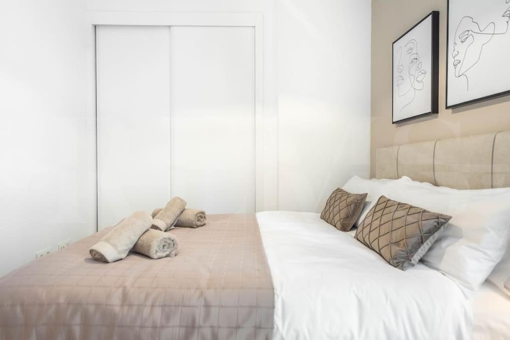 Modern Apartment With Patio & Parking By Rems Malaga Exterior photo